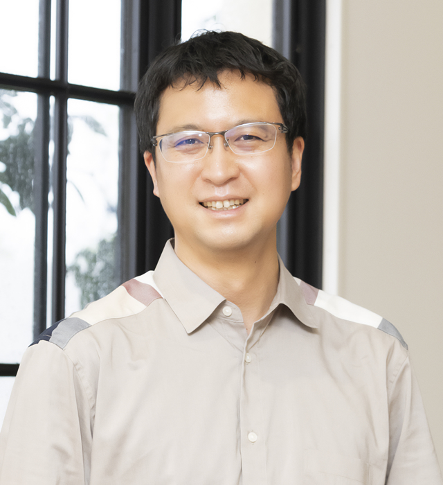 Associate Professor Toshinori OZAKI